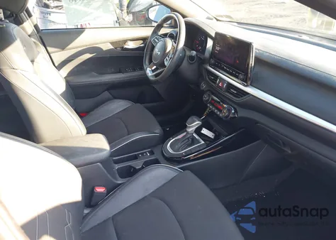 2023 Kia Forte Gt-Line z USA, uszkodzony, nr VIN 3KPF54ADXPE611109